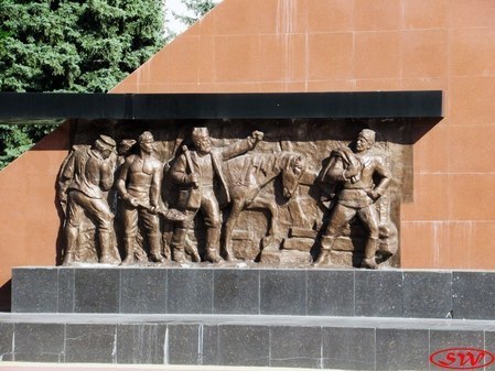 Памятник «Слава шахтерскому труду», г. Новошахтинск, Ростовская область