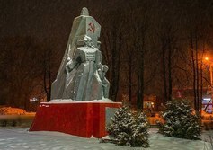 Памятник Борцам за власть Советов