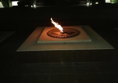 Мемориал погибшим землякам и Вечный огонь в Приморско-Ахтарске