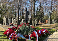 Памятник В.В.Жириновскому (1946-2022) в Москве