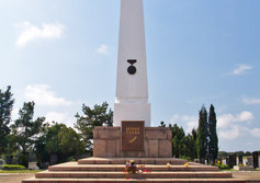 Мемориальное кладбище советских воинов