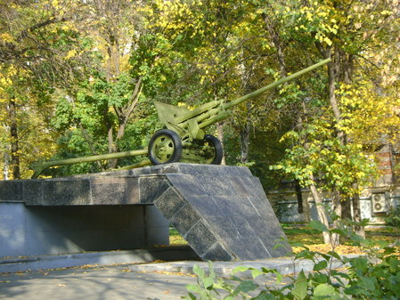 памятник пушке