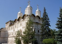 Патриарший дворец и церковь Двенадцати апостолов Московского Кремля