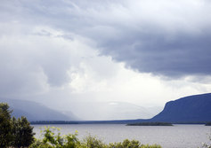 озеро Ловозеро