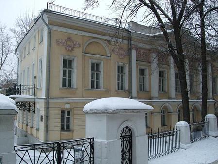 Главный дом городской усадьбы Тургеневых-Боткиных