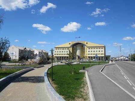 Площадь администрации города