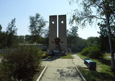 Памятник курсантам Урюпинского пехотного училища