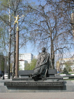 Памятник Георгию Свиридову