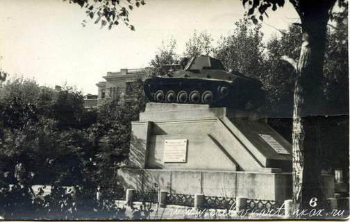 Памятник танкистам - освободителям города Орла