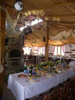 Ресторан Рыбацкая деревня в Симферополе на  Евпаторийском шоссе
