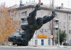 Памятник Михаилу Паникахе