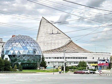 Глобус, Новосибирский Академический Молодежный театр