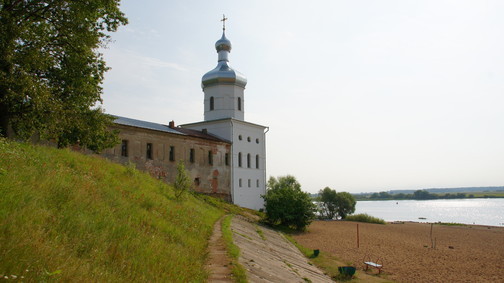 Церковь Архангела Михаила Свято-Юрьева монастыря