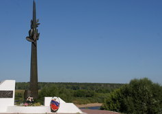 Памятник павшим в боях за Родину в Тарусе