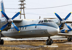 Самолёт АН-24Б (Долгожителю якутского неба)