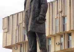 В.И. Ленин (на пл. Ленина)