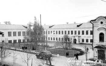 Здание бывшей мужской гимназии (г. Яранск)