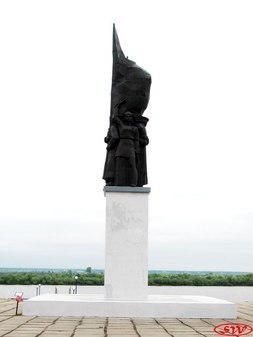 Памятник бойцам Северо-Двинской военной речной флотилии
