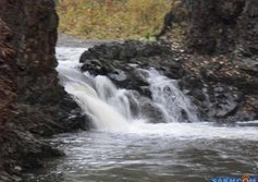 Водопады на Владимировке возле села Дальнее на Сахалине