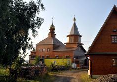 Церковь Живоначальной Троицы в селе Усть-Уса Усинского района республики Коми