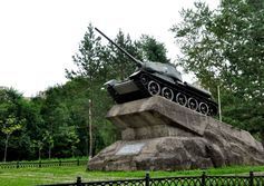 Монумент Т-34/85 в Хабаровске