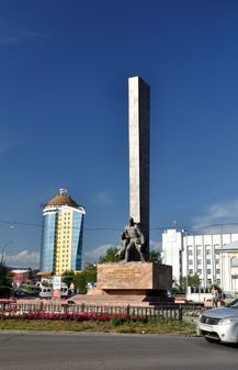 Памятник воинам Бурятии, погибшим в годы Великой Отечественной войны в Улан-Удэ