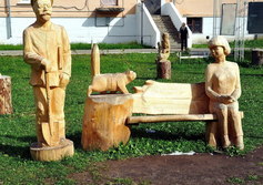 Памятники международного художественного фестиваля «Столетник» в Котласе