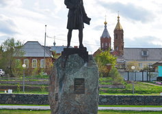 Памятник основателю Орска ученому, географу и топографу Ивану Кирилову 