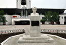 Памятник герою Советского Союза Мирошниченко В.П. в Тынде Амурской области 