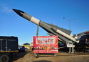 Памятник ракете-носителю возле НГ Сервис в Новом Уренгое