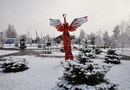 Памятник "Одному сердцу и двум крыльям" в Югорске ХМАО