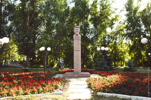 Памятник М.И.Калинину