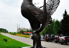 У Сосногорского глухаря - символа района - 5200 металлических перьев