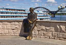 Памятник Льву Ошанину в Рыбинске