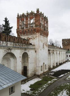 Предтеченская (Ирининская) башня Новодевичьего монастыря