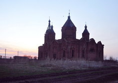 Храм Живоначальной Троицы в селе Танкеевка Татарстан 