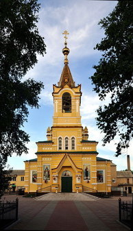 Церковь Покрова пресвятой Богородицы в Уссурийске 