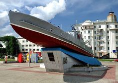 Памятник кораблям Амурской флотилии (катер БК-905)