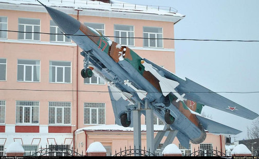 Самолет МиГ-23