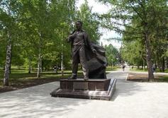 Памятник актёру А.К. Мубарякову