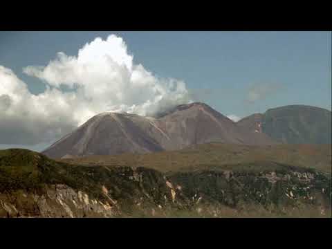 Фреатическое извержение самого уникального вулкана Кудрявый на Итурупе в 1999 году