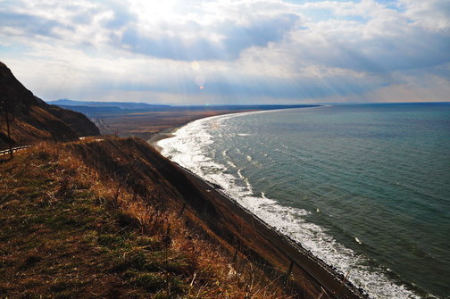 Смотровая площадка на мыс Слепиковского с Чеховского перевала 
