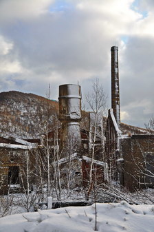 Руины японского ЦБЗ "Нода" в бывшем городе Чехов на Сахалине