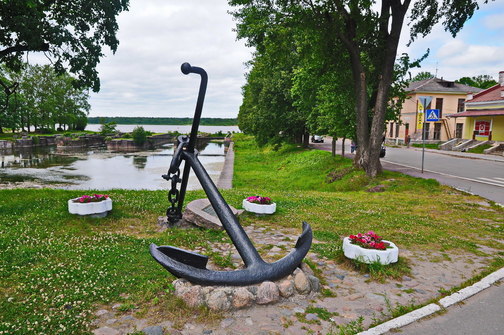 Памятник погибшим кораблям Ладожской флотилии в Шлиссельбурге