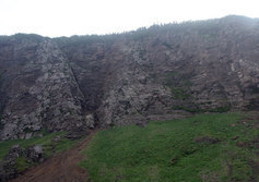 Три водопада мыса Минский на восточном побережье полуострова Терпения на Сахалине