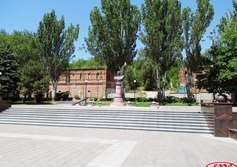 Памятник Ф.Ф. Ушакову