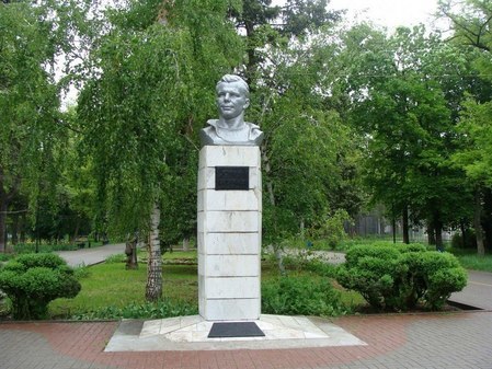 Бюст Ю.А. Гагарина