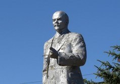 Памятник В.И. Ленину в селе Займо-Обрыв