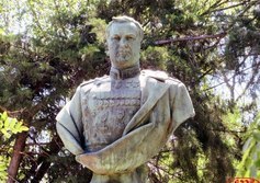 Бюст Т.Т. Хрюкина