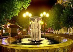 Фонтан с Кариатидами